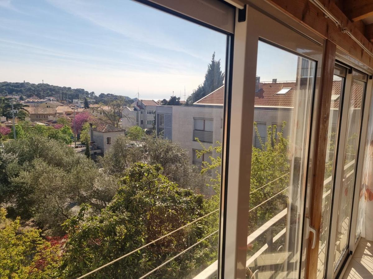 Greenview Apartment With Parking Rovigno Esterno foto